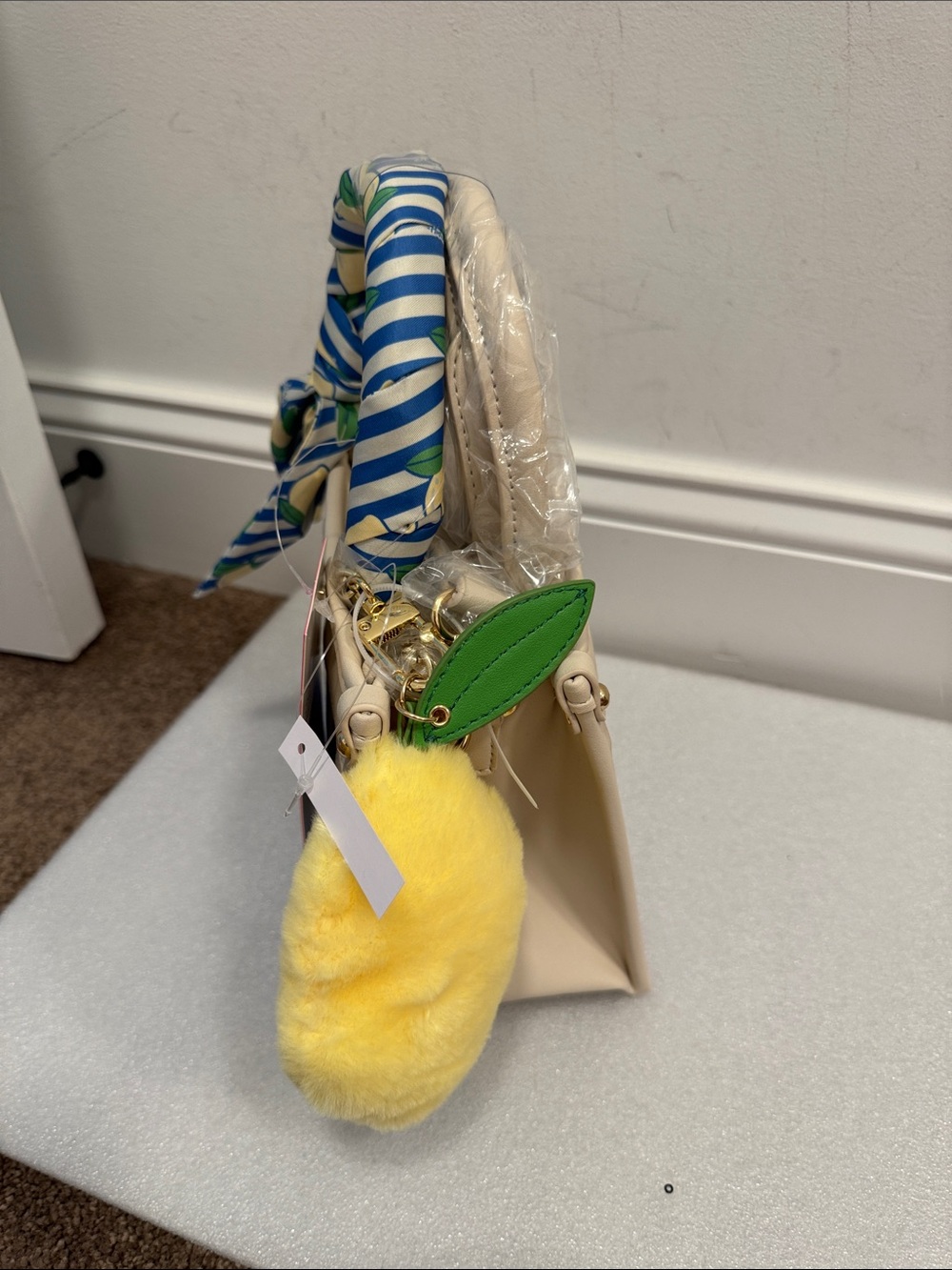 Betsey Johnson Blue & Cream Striped Mini Tote with lemon scarf & charm NWT - Picture 2 of 8